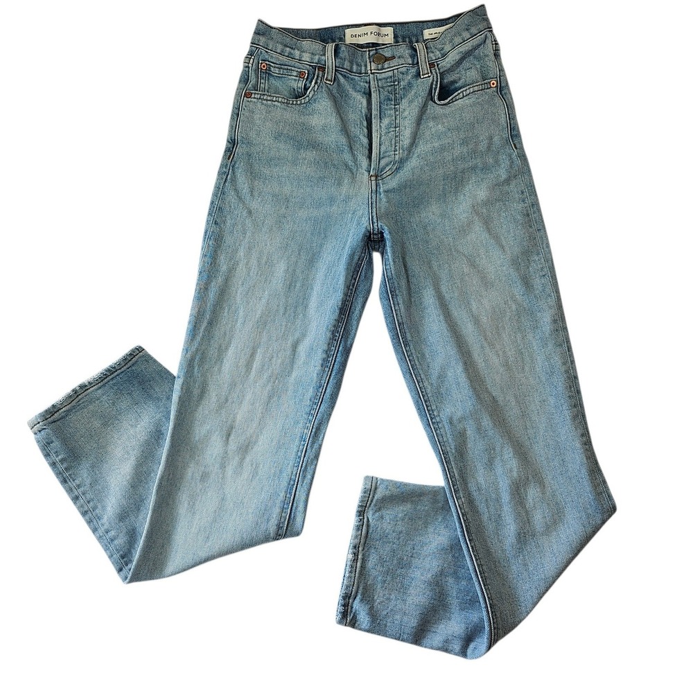 Aritzia Denim Forum The Arlo High Rise‎ Straight Jeans Light Wash Button Fly 26